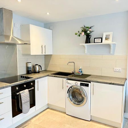 Comfortable City Apartment Дерби Экстерьер фото