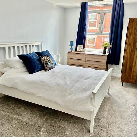 Comfortable City Apartment Дерби Экстерьер фото